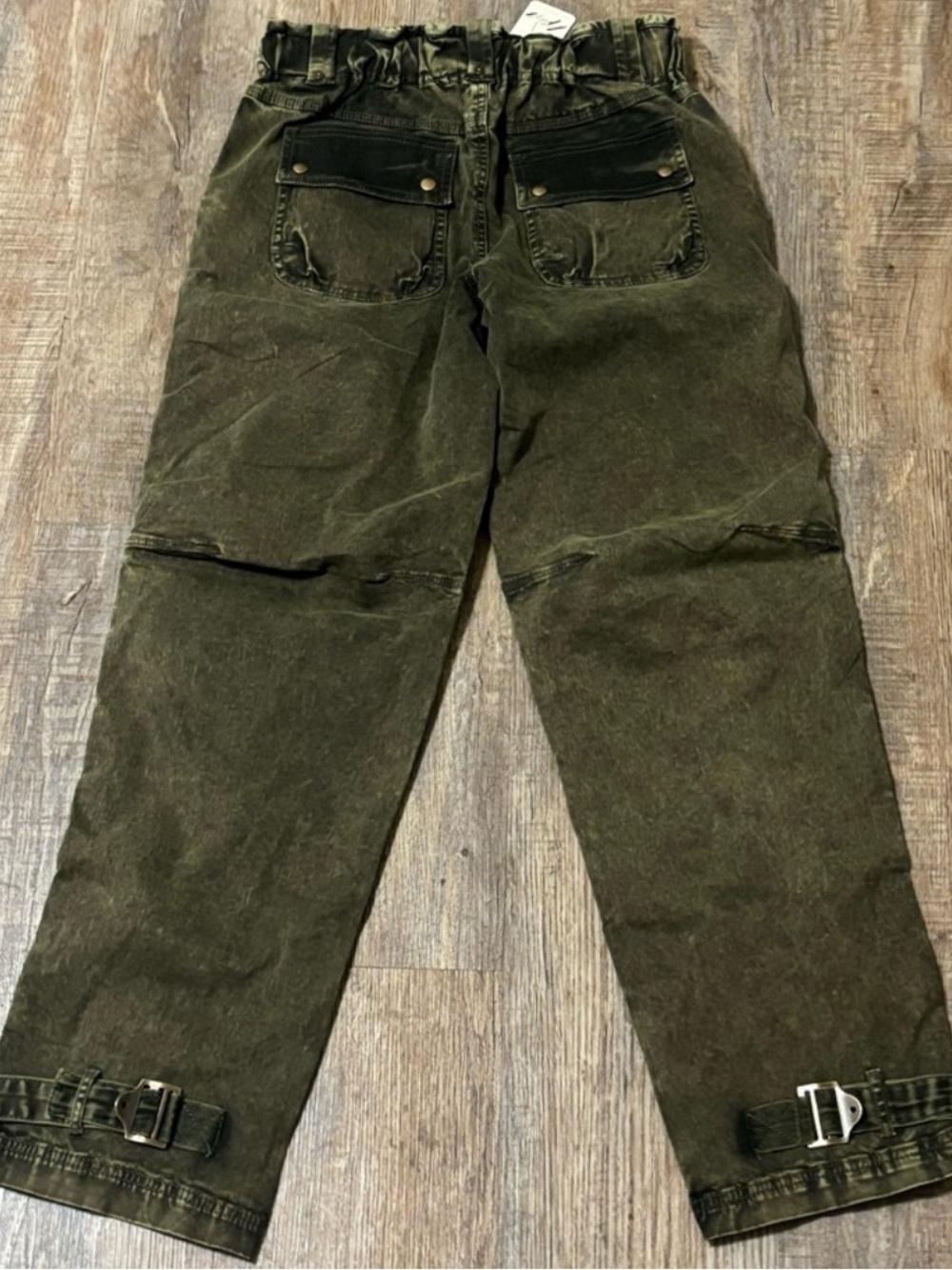 NWT FREE PEOPLE Can't Compare Slouch Cargo Pants In Dusty Olive SZ: L - Picture 7 of 9